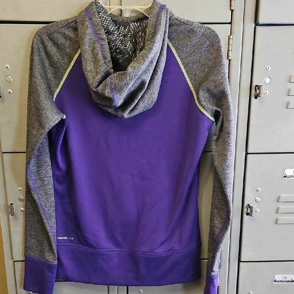 Nike Purple and Gray Sweatshirt with Yellow Accents Therma Fit Size Small - Picture 4 of 5